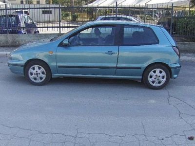 Usata Fiat Bravo 80 CV (58 kW) 1996 Blu/azzurro Utilitaria