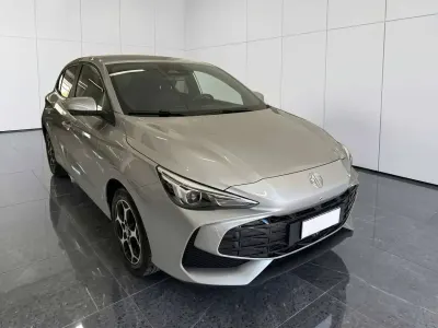 Usata MG MG3 Luxury 102 CV (75 kW) 2025 Argento Utilitaria
