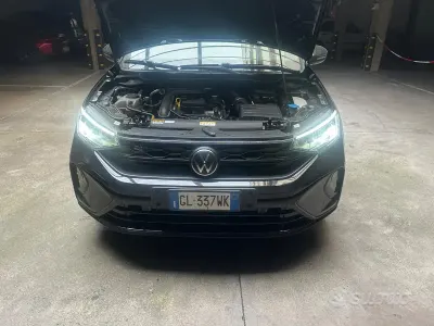 Usata VW Taigo R-line 110 CV (80 kW) 2022 Nero SUV