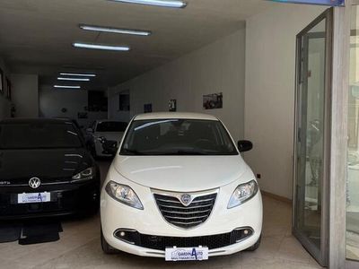 usata Lancia Ypsilon 1.3 MJT 16V 95 CV 5 porte S&S Gold