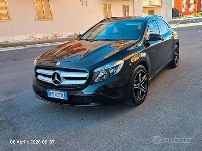 Usata Mercedes GLA200 136 CV (100 kW) 2016 Nero SUV