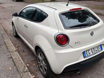 Begagnad Alfa Romeo MiTo Distinctive 79 HK (58 kW) 2011 Vit Halvkombi