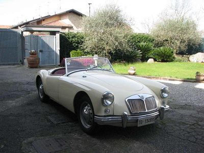 Usata MG MGA 73 CV (53 kW) 1958 Bianco Cabrio