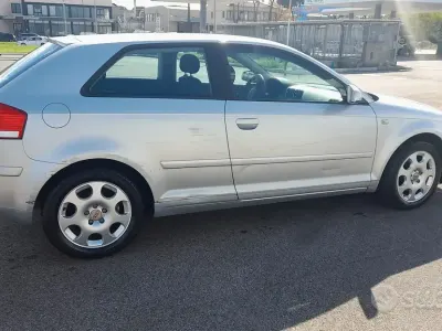 Usata Audi A3 102 CV (75 kW) 2003 Grigio Utilitaria