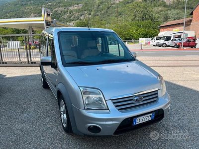 Usata Ford Tourneo Connect 110 CV (80 kW) 2010 Argento Monovolume