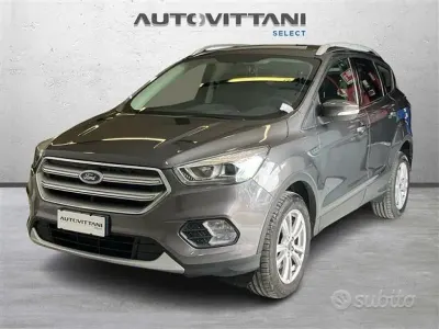 Usata Ford Kuga Business Edition 120 CV (88 kW) 2019 Grigio SUV