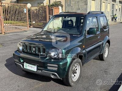 Usata Suzuki Jimny 84 CV (61 kW) 2008 Verde SUV