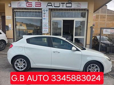 Usata Alfa Romeo Giulietta 120 CV (88 kW) 2016 Bianco Berlina