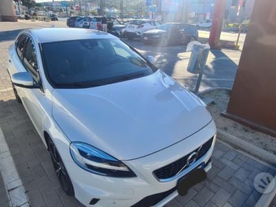 Usata Volvo V40 R-Design 120 CV (88 kW) 2017 Bianco Station wagon