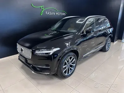 Käytetty Volvo XC90 Inscription 235 HP (172 kW) 2019 Musta Katumaasturi