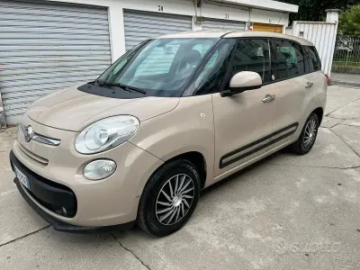 Begagnad Fiat 500L Living 105 HK (77 kW) 2014 Beige Minibuss