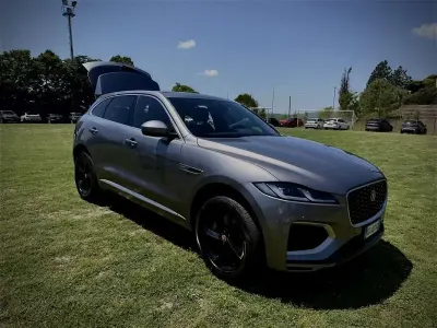 Usata Jaguar F-Pace R-Dynamic 204 CV (150 kW) 2022 SUV