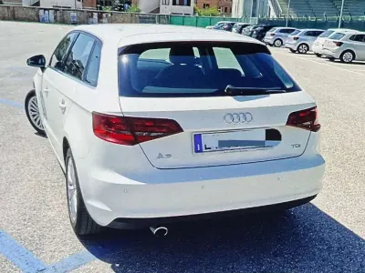 Usata Audi A3 Ambiente 105 CV (77 kW) 2014 Berlina