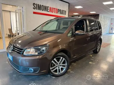Usata VW Touran Comfortline 105 CV (77 kW) 2014 Marrone Monovolume