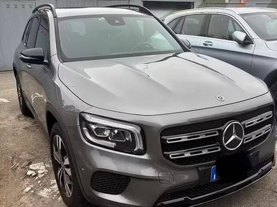 Usata Mercedes GLB200 150 CV (110 kW) 2022 Grigio SUV