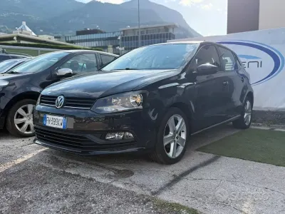 Usata VW Polo Trendline 75 CV (55 kW) 2017 Grigio Berlina