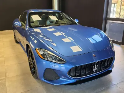 Usata Maserati Granturismo 460 CV (338 kW) 2019 Blu/azzurro Coupé