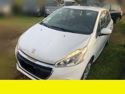 usata Peugeot 208 1.4 HDi 68 CV 5 porte Allure