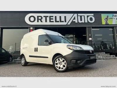 Usata Fiat Doblò Business 105 CV (77 kW) 2021 Bianco Monovolume