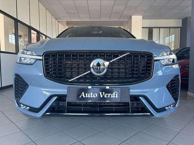 Usata Volvo XC60 Business Edition 197 CV (144 kW) 2023 Blu/azzurro SUV
