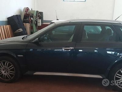 Usata Alfa Romeo 156 120 CV (88 kW) 2003 Blu Station wagon