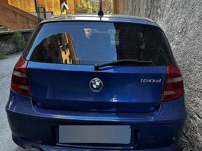 Usata BMW 120 2007 Blu Utilitaria
