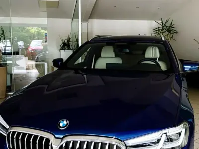 Usata BMW 520 190 CV (139 kW) 2023 Blu Station wagon