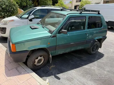 Usata Fiat Panda 4x4 54 CV (39 kW) 1999 Verde Utilitaria