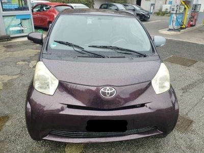 Toyota iQ