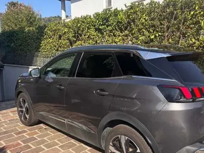 Usata Peugeot 3008 GT-line 120 CV (88 kW) 2018 SUV
