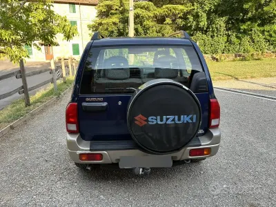 Usata Suzuki Vitara 94 CV (69 kW) 2002 Bluazzurro SUV