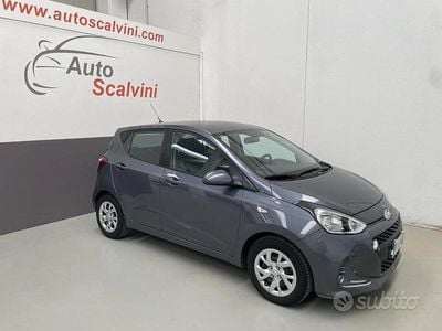 Usata Hyundai i10 Comfort 67 CV (49 kW) 2017 Grigio Utilitaria