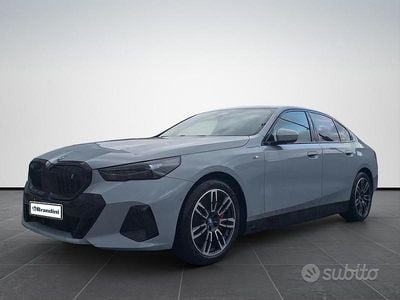 Nuova BMW i5 M Sport 250 kW (340 CV) 2025 Grigio Berlina