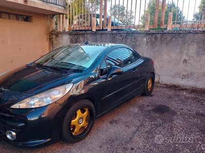 Usata Peugeot 207 CC 120 CV (88 kW) 2008 Nero Cabrio