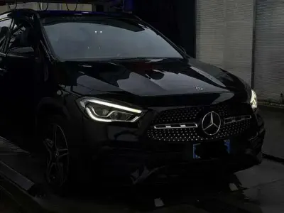 Usata Mercedes GLA180 Premium 116 CV (85 kW) 2021 SUV