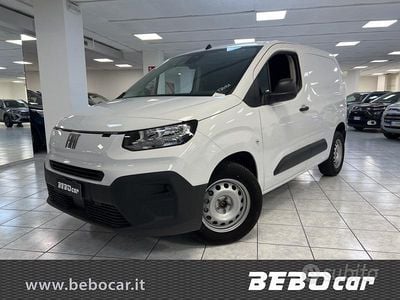 Occasion Fiat Doblò 100 ch (73 kW) 2024 Blanc Monospace
