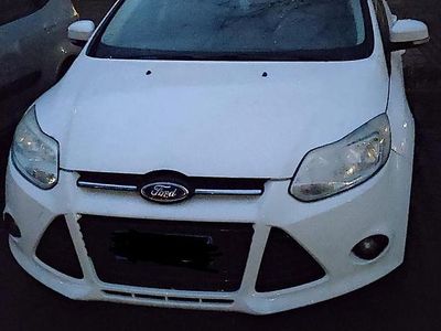 Bianco Usata 2011 Ford Focus Berlina | 4900 € (Buon prezzo)