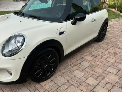 Usata Mini One D 116 CV (85 kW) 2015 Utilitaria