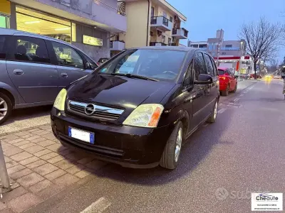 Usata Opel Meriva Cosmo 101 CV (74 kW) 2005 Monovolume