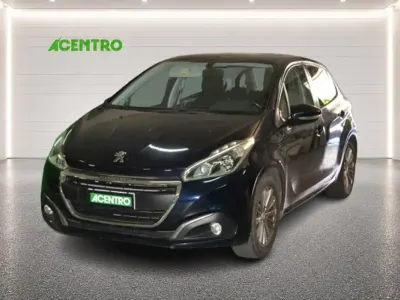 Usata Peugeot 208 Allure 83 CV (61 kW) 2019 Blu Utilitaria
