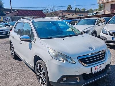 Usata Peugeot 2008 Allure 99 CV (72 kW) 2016 Bianco SUV