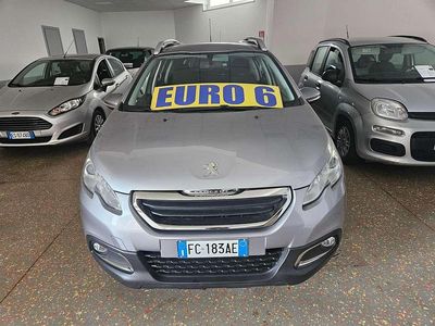 Usata Peugeot 2008 Allure 99 CV (72 kW) 2015 Grigio SUV