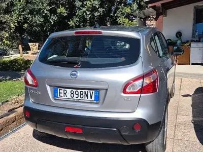 Usata Nissan Qashqai 110 CV (80 kW) 2013 Grigio SUV