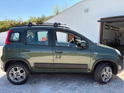 Second-hand Fiat Panda 4x4 75 CP (55 kW) 2013 Verde Hatchback