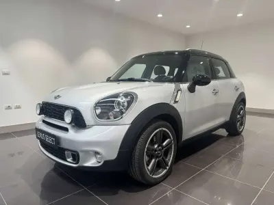 Usata Mini Cooper S Countryman 184 CV (135 kW) 2014 Agento metallizzato SUV