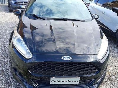 Usata Ford Fiesta ST-Line 75 CV (55 kW) 2017 Nero Berlina