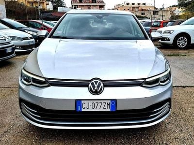 Usata VW Golf VII Style 149 CV (109 kW) 2021 Argento Utilitaria