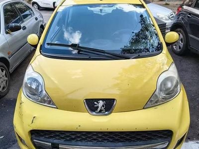 Usata Peugeot 107 68 CV (50 kW) 2009 Giallo Utilitaria