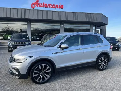 Używany VW Tiguan Life 150 KM (110 kW) 2021 Czarny SUV