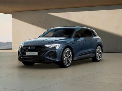 Usata Audi Q8 e-tron S-Line 300 kW (408 CV) 2024 Blu plasma metallizzato SUV